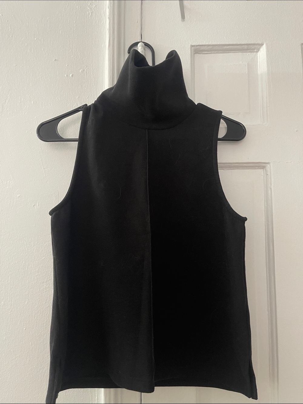OGL A Sleeveless Turtleneck Top - Black